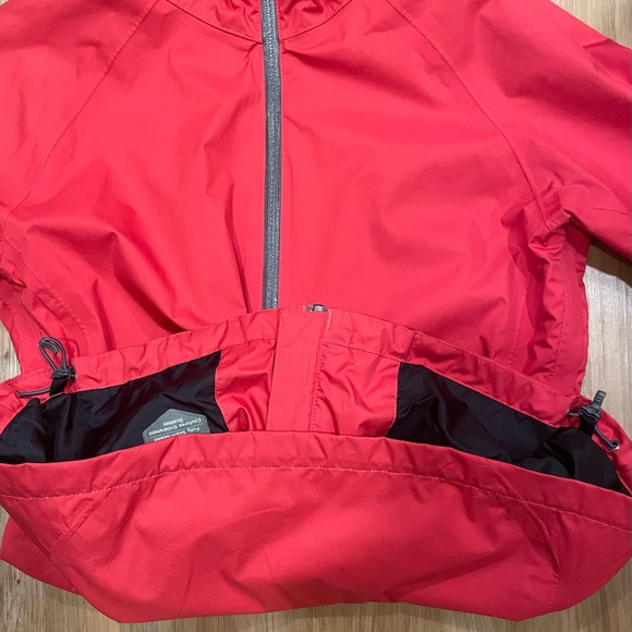 Columbia Sportswear Goretex waterproof red rain jacket, size medium. - Picture 9 of 11
